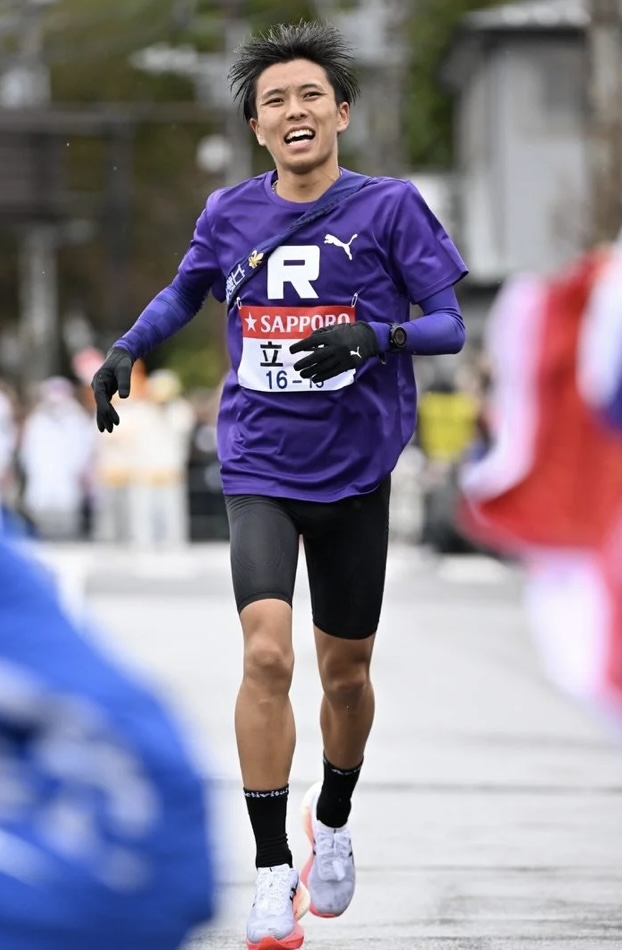 山本羅生選手の走る姿